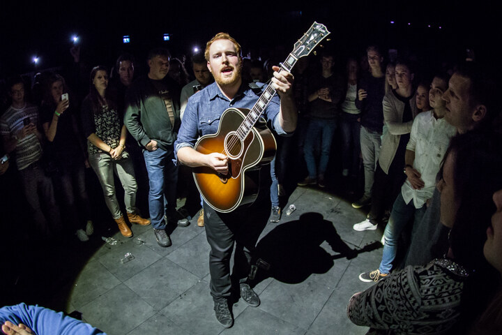 Gavin James @ 013