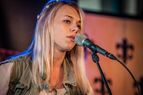 Lotte Walda - Giels Talentenjacht @ Festival Mundial