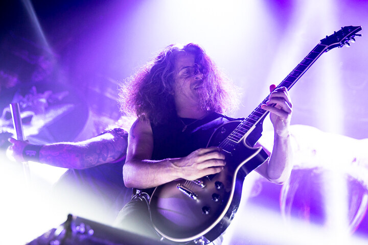 Testament @ 013