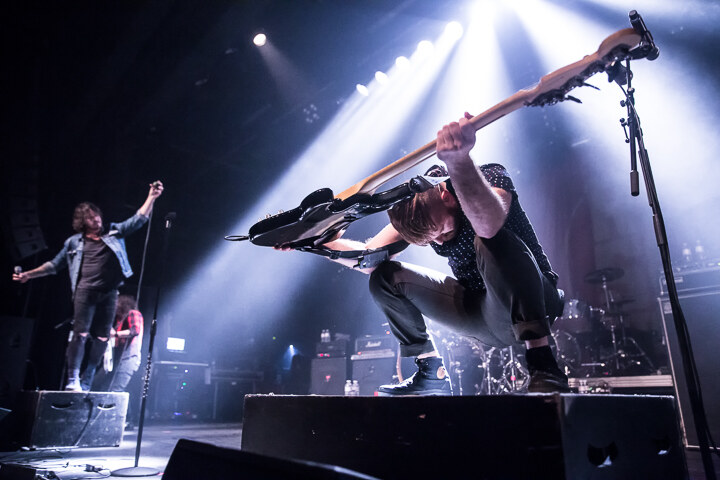 Red Sun Rising @ Trix