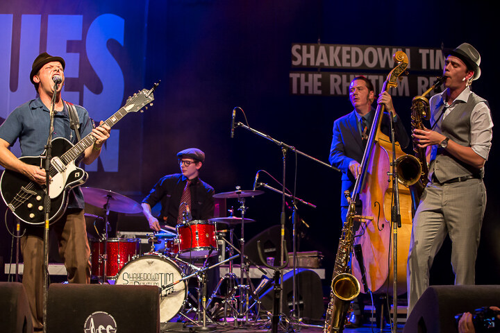 Shakedown Tim & The Rhythm Revue @ Blues In Schoten