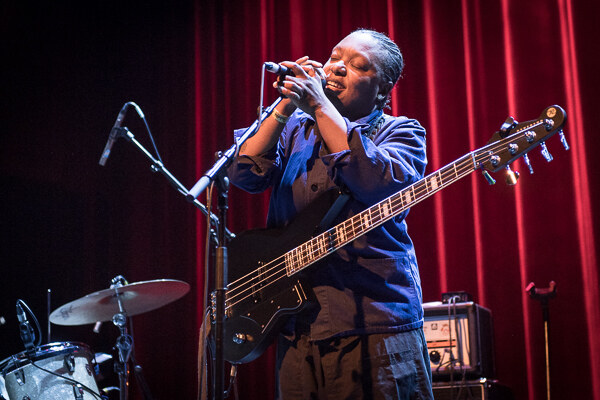 Meshell Ndegeocello + Roselien @ Het Depot