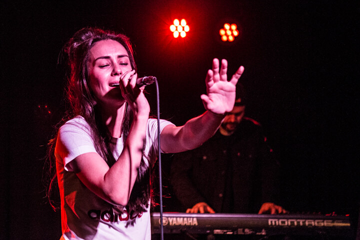 Amy Shark @ Trix