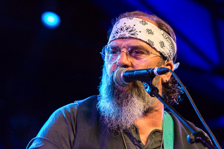 STEVE EARLE & THE DUKES @ Openluchttheater Rivierenhof