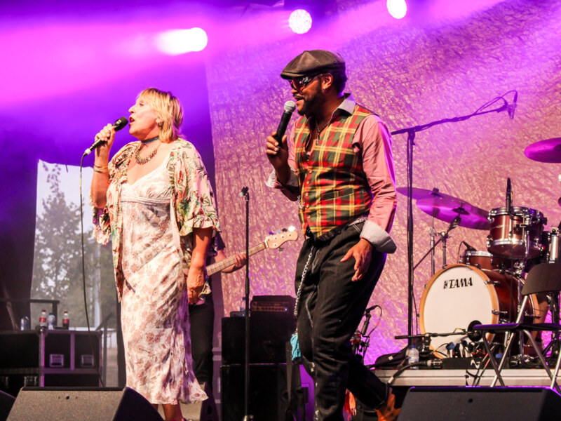Sofie & Hugh Kanza @ Engie Parkies Hasselt