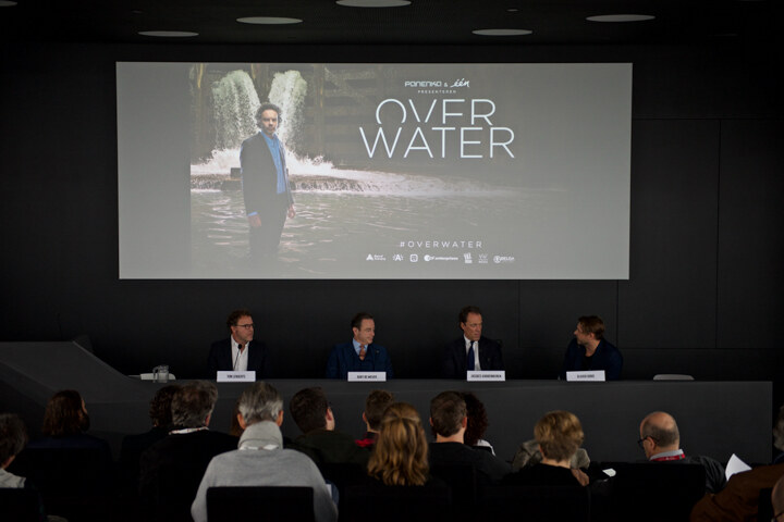 "Over Water" Nieuwe serie op één. @ Antwerpen