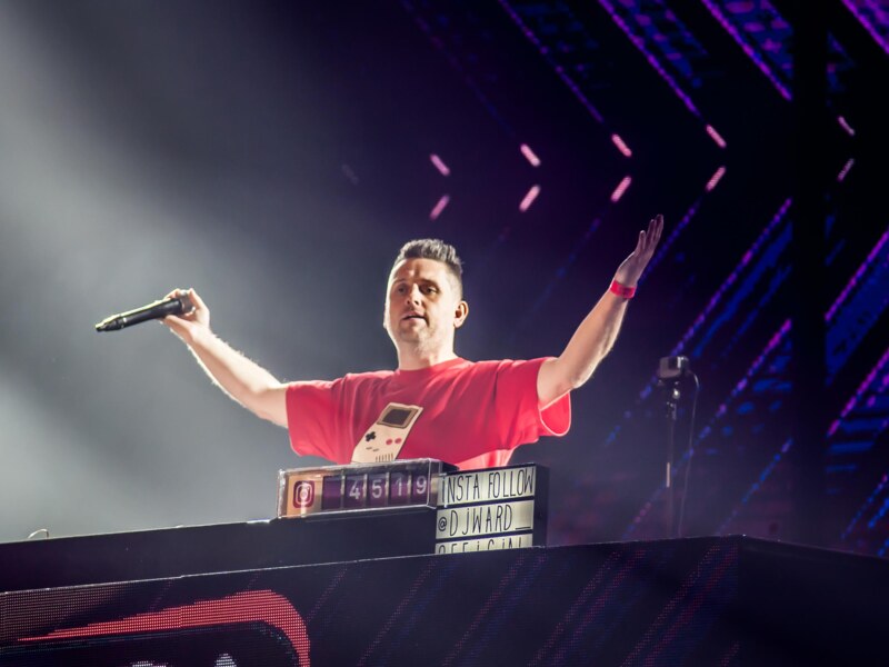 I love the 90's DJ's