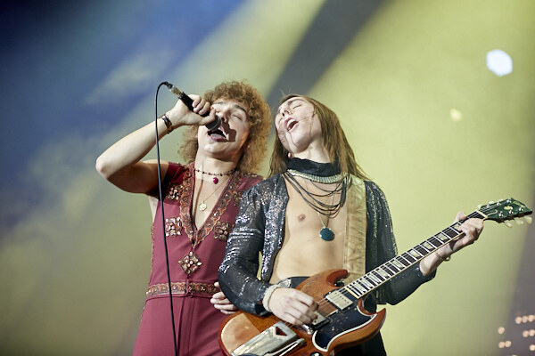 Greta Van Fleet - March Of The Peaceful Army @ Lotto Arena