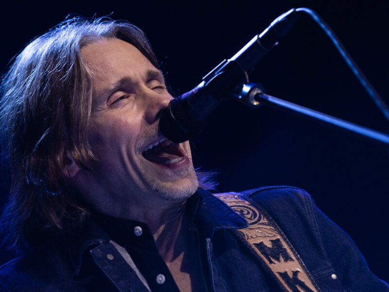 Myles Kennedy @ 013
