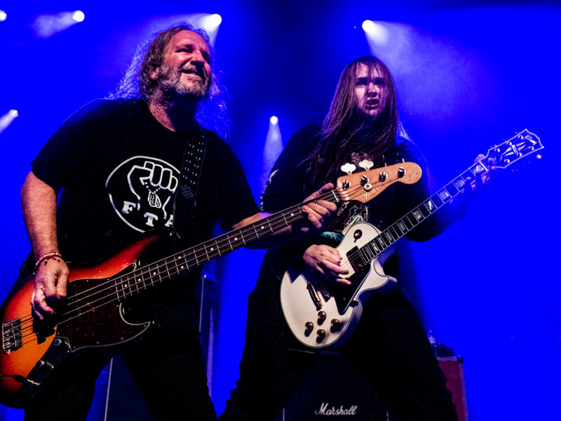 Sacred Reich @ Trix