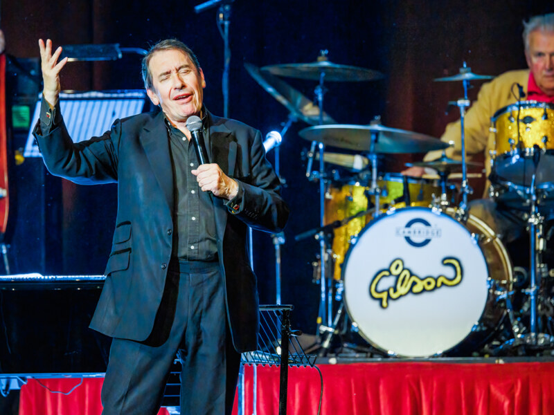 Jools Holland & His Rythm & Blues Orchestra Live @ De Roma
