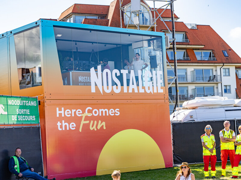 Sfeer @ Nostalgie Beach Festival 2023 Dag 1