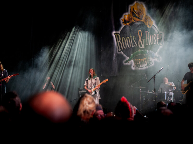 Eosine @ Roots & Roses