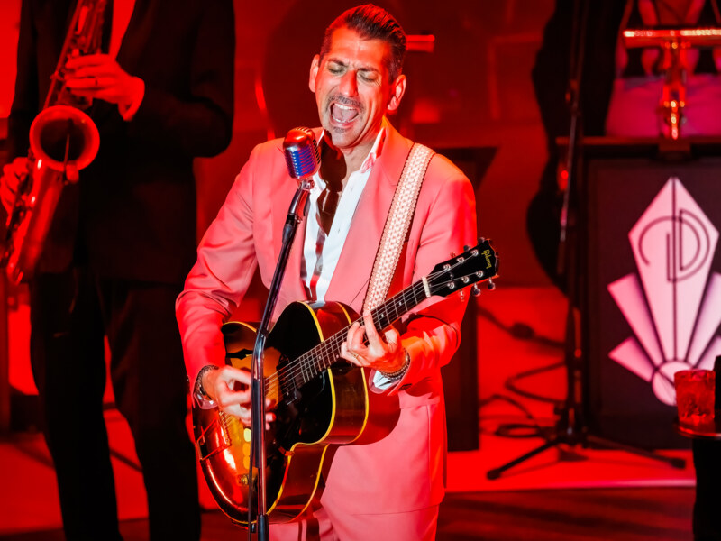 Danny Vera in concert @ De Roma