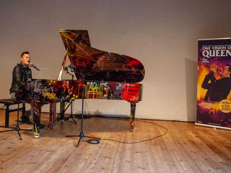Showcase Marc Martel 'One Vision of Queen' @ Piano's Maene Brussel