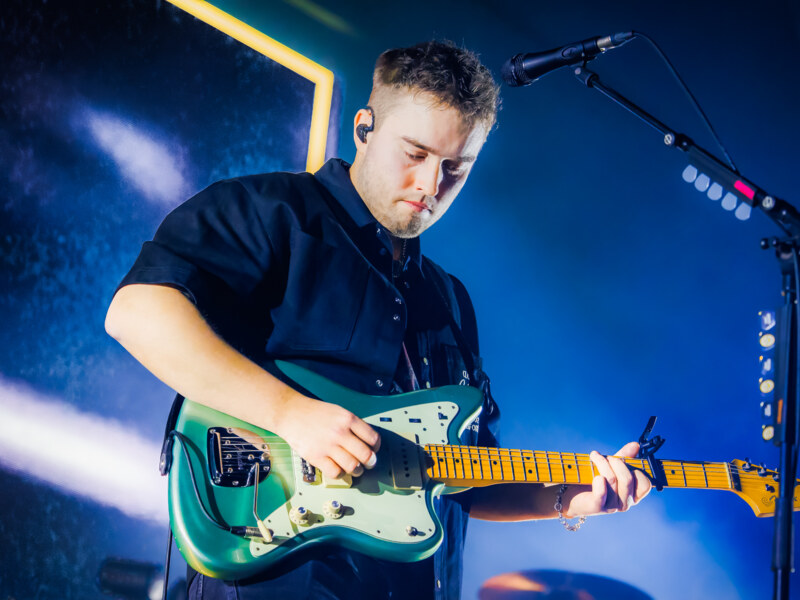 Sam Fender People Watching Tour 2025