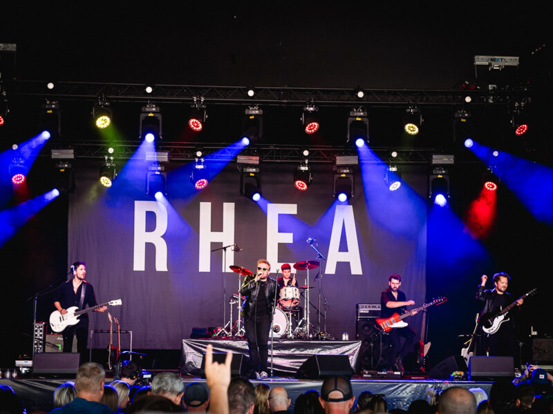 Rhea @ Arendonk zingt en swingt