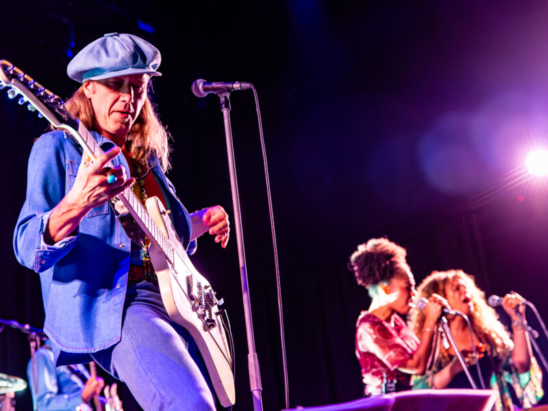 Stef Kamil Carlens & The Gates of Eden @ Gent Jazz