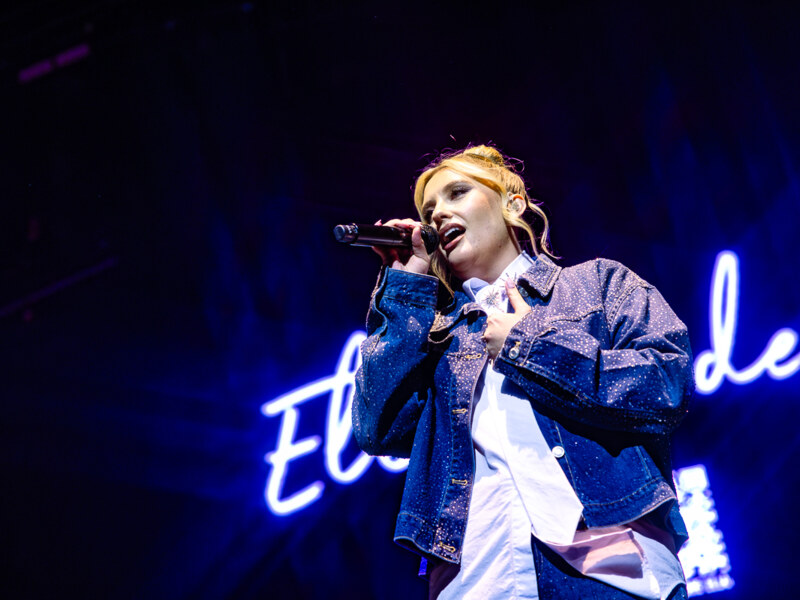 Ella Henderson @ Lotto Arena