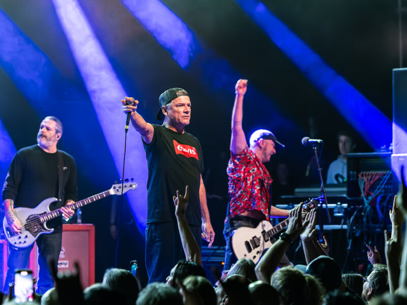 Ugly Kid Joe @ Trix