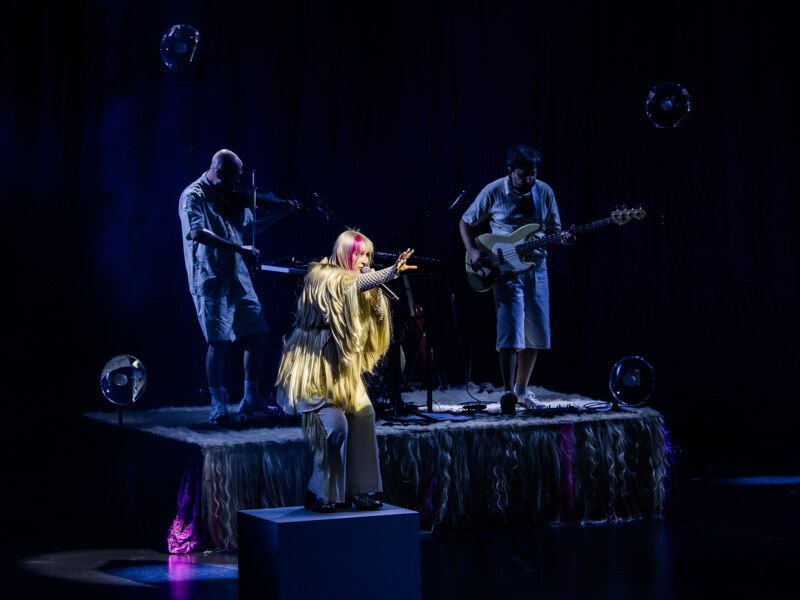 Alice On The Roof @ Koninklijk Circus