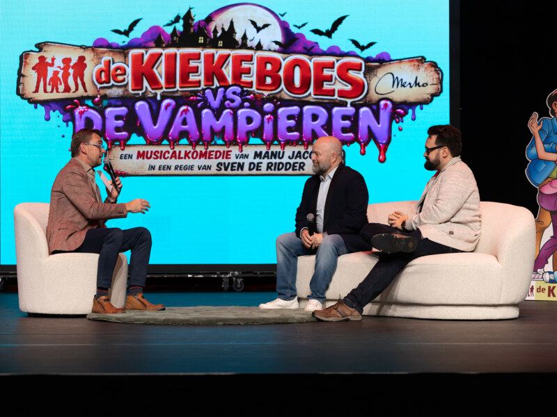 Voorstelling musicalcomedy De kiekeboes vs de Vampieren @AED studios Lint