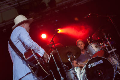 The Tragically Hip @ OLT Rivierenhof, picture 15, photographed by Dorien Goetschalckx - FrontView Magazine