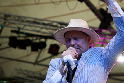The Tragically Hip @ OLT Rivierenhof, picture 21, photographed by Dorien Goetschalckx - FrontView Magazine