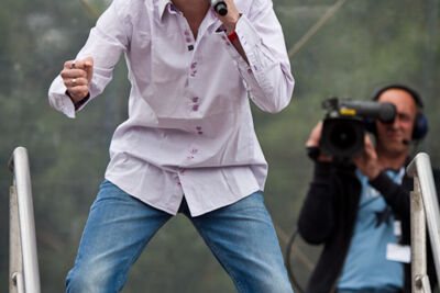 Sam gooris @ Pennenzakkenrock editie 2013, picture 3, photographed by Carine Wouters - FrontView Magazine