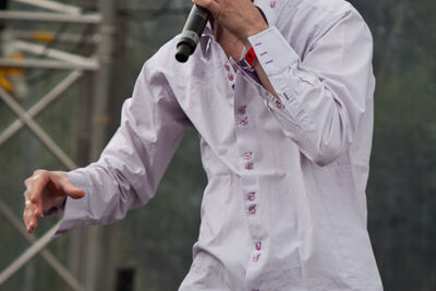 Sam gooris @ Pennenzakkenrock editie 2013, picture 9, photographed by Carine Wouters - FrontView Magazine