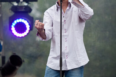 Sam gooris @ Pennenzakkenrock editie 2013, picture 14, photographed by Carine Wouters - FrontView Magazine