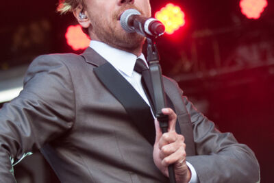 Kings of pop - Kanaalfeesten @ Willebroek, picture 4, photographed by FrontView Magazine