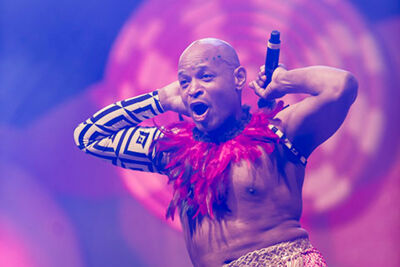 Q-Music De Foute Party 2013: podia, picture 9, photographed by Jonas Wallecan - FrontView Magazine
