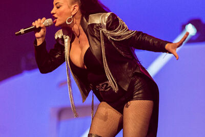 Q-Music De Foute Party 2013: podia, picture 27, photographed by Jonas Wallecan - FrontView Magazine