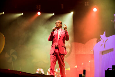 Q-Music De Foute Party 2013: podia, picture 30, photographed by Jonas Wallecan - FrontView Magazine