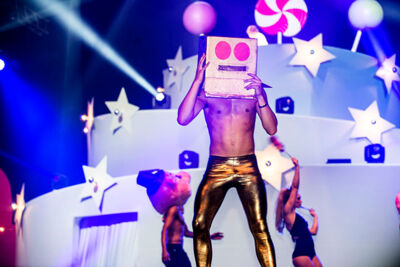 Q-Music De Foute Party 2013: podia, picture 38, photographed by Jonas Wallecan - FrontView Magazine