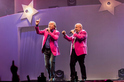 Q-Music De Foute Party 2013: podia, picture 53, photographed by Jonas Wallecan - FrontView Magazine