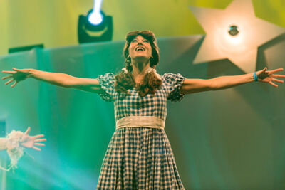 Q-Music De Foute Party 2013: podia, picture 57, photographed by Jonas Wallecan - FrontView Magazine