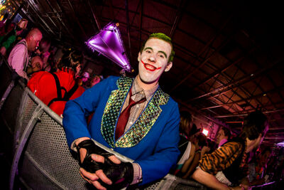 Q-Music De Foute Party 2013 : sfeer, picture 2, photographed by Jonas Wallecan - FrontView Magazine