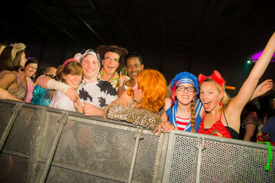 Q-Music De Foute Party 2013 : sfeer, picture 9, photographed by Jonas Wallecan - FrontView Magazine
