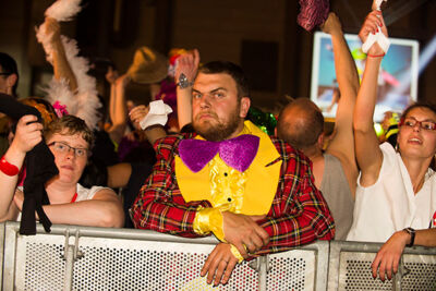 Q-Music De Foute Party 2013 : sfeer, picture 24, photographed by Jonas Wallecan - FrontView Magazine