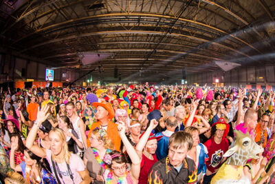 Q-Music De Foute Party 2013 : sfeer, picture 40, photographed by Jonas Wallecan - FrontView Magazine