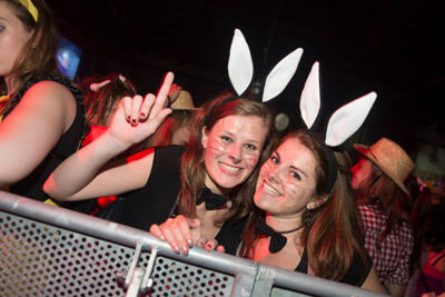 Q-Music De Foute Party 2013 : sfeer, picture 44, photographed by Jonas Wallecan - FrontView Magazine