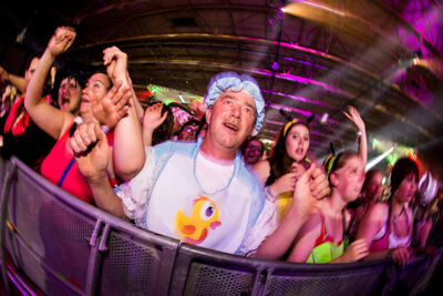 Q-Music De Foute Party 2013 : sfeer, picture 45, photographed by Jonas Wallecan - FrontView Magazine