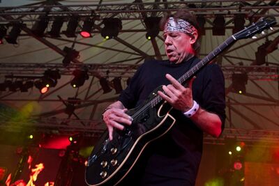 George Thorogood and The Destroyers @ OLT Rivierenhof, picture 4, photographed by James Van Roosbroeck - FrontView Magazine