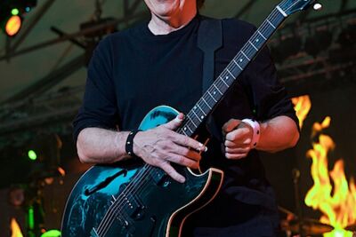 George Thorogood and The Destroyers @ OLT Rivierenhof, picture 11, photographed by James Van Roosbroeck - FrontView Magazine
