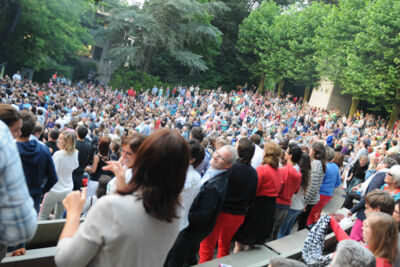 Cookies & Cream @ Openluchttheater Rivierenhof, picture 2, photographed by Youri Vanlommel - FrontView Magazine