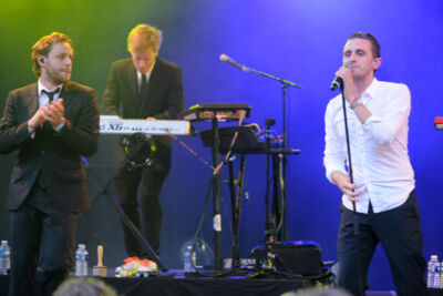 Cookies & Cream @ Openluchttheater Rivierenhof, picture 9, photographed by Youri Vanlommel - FrontView Magazine