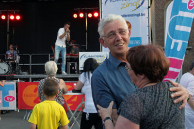 Maarten Cox @ Vlaanderen Zingt in Maasmechelen, picture 5, photographed by Heidi Elen - FrontView Magazine