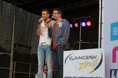 Maarten Cox @ Vlaanderen Zingt in Maasmechelen, picture 9, photographed by Heidi Elen - FrontView Magazine